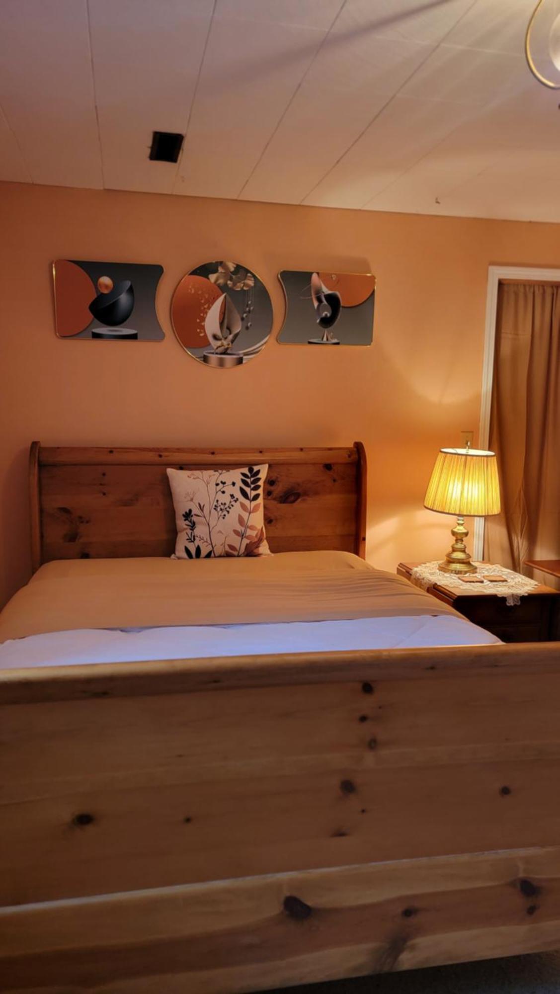 Charming - 2 Bedrooms Suite, 1 Full Bath & Family Room Kamloops Luaran gambar