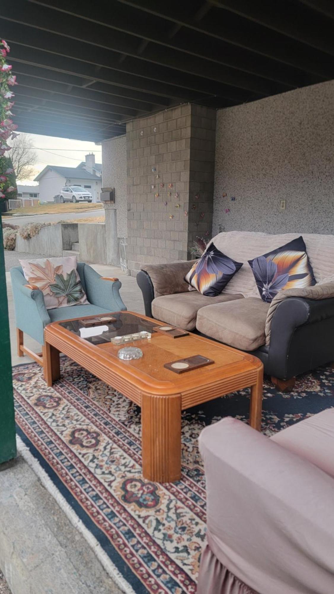 Charming - 2 Bedrooms Suite, 1 Full Bath & Family Room Kamloops Luaran gambar
